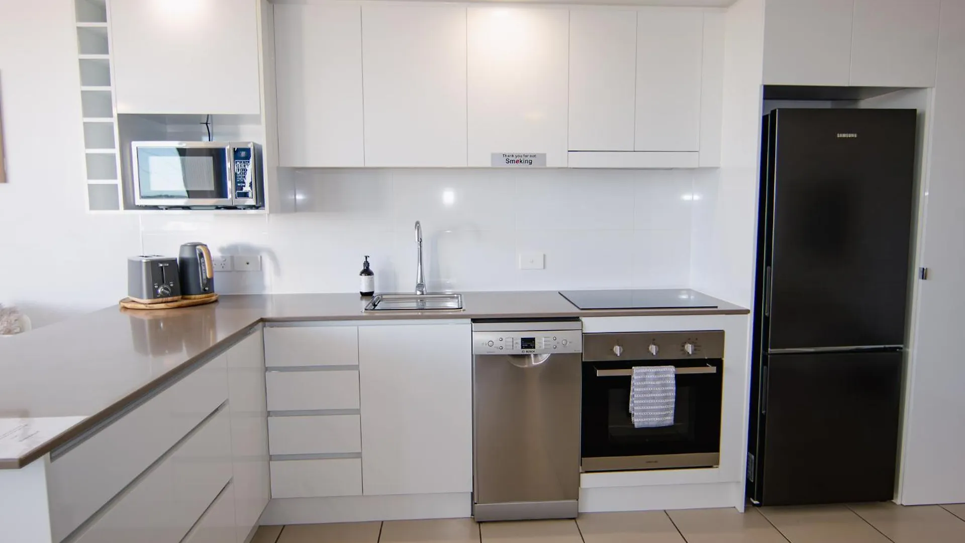 Nova Apartment Mooloolaba Beach 0*,  أستراليا